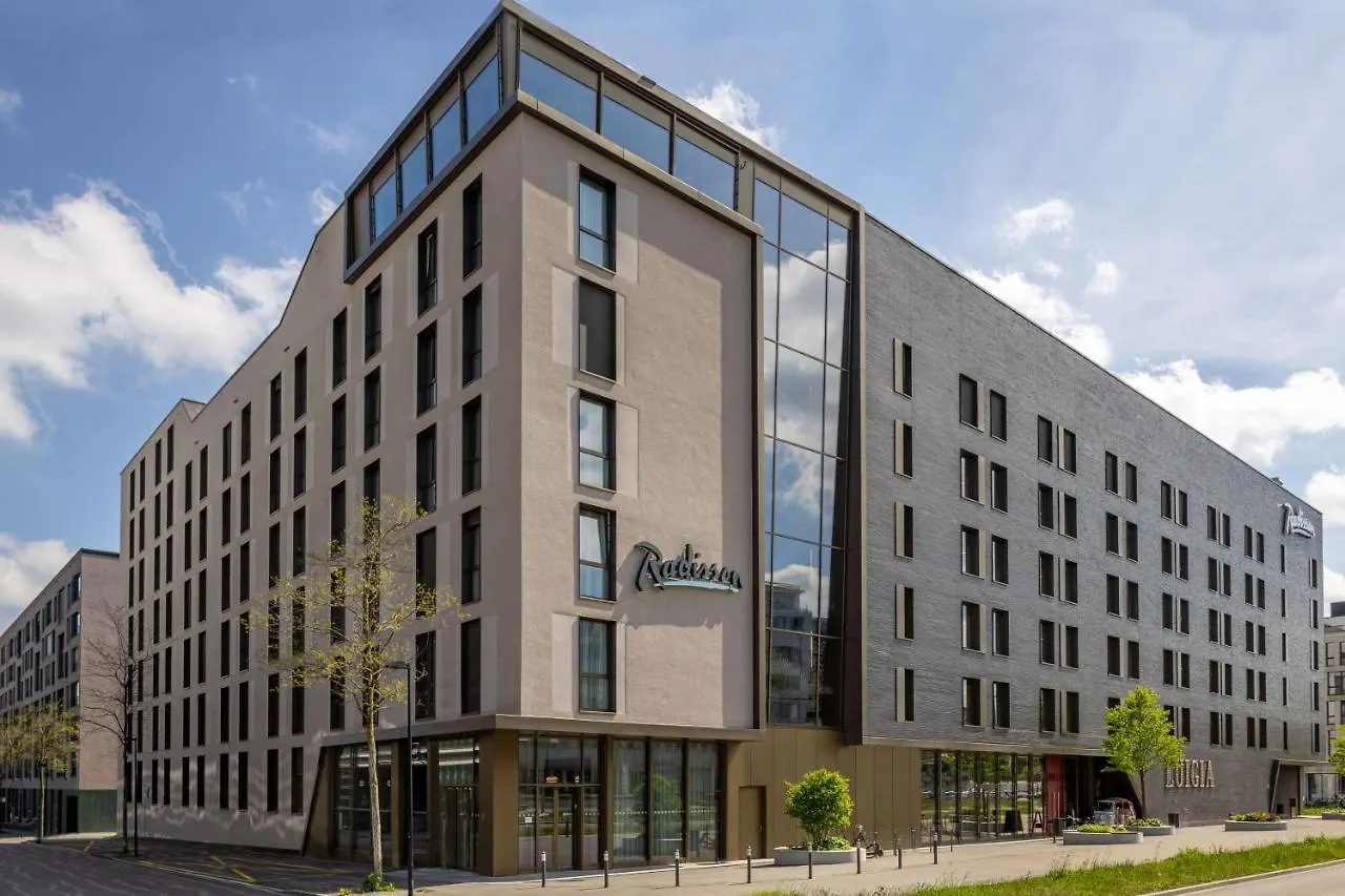 Lägenhetshotell Radisson Hotel & Suites Zurich Opfikon-Glattbrugg
